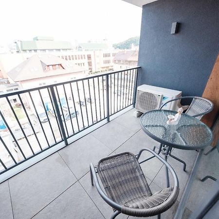 Brand New Luxury Apartment In The Heart Of Braşov Exterior foto